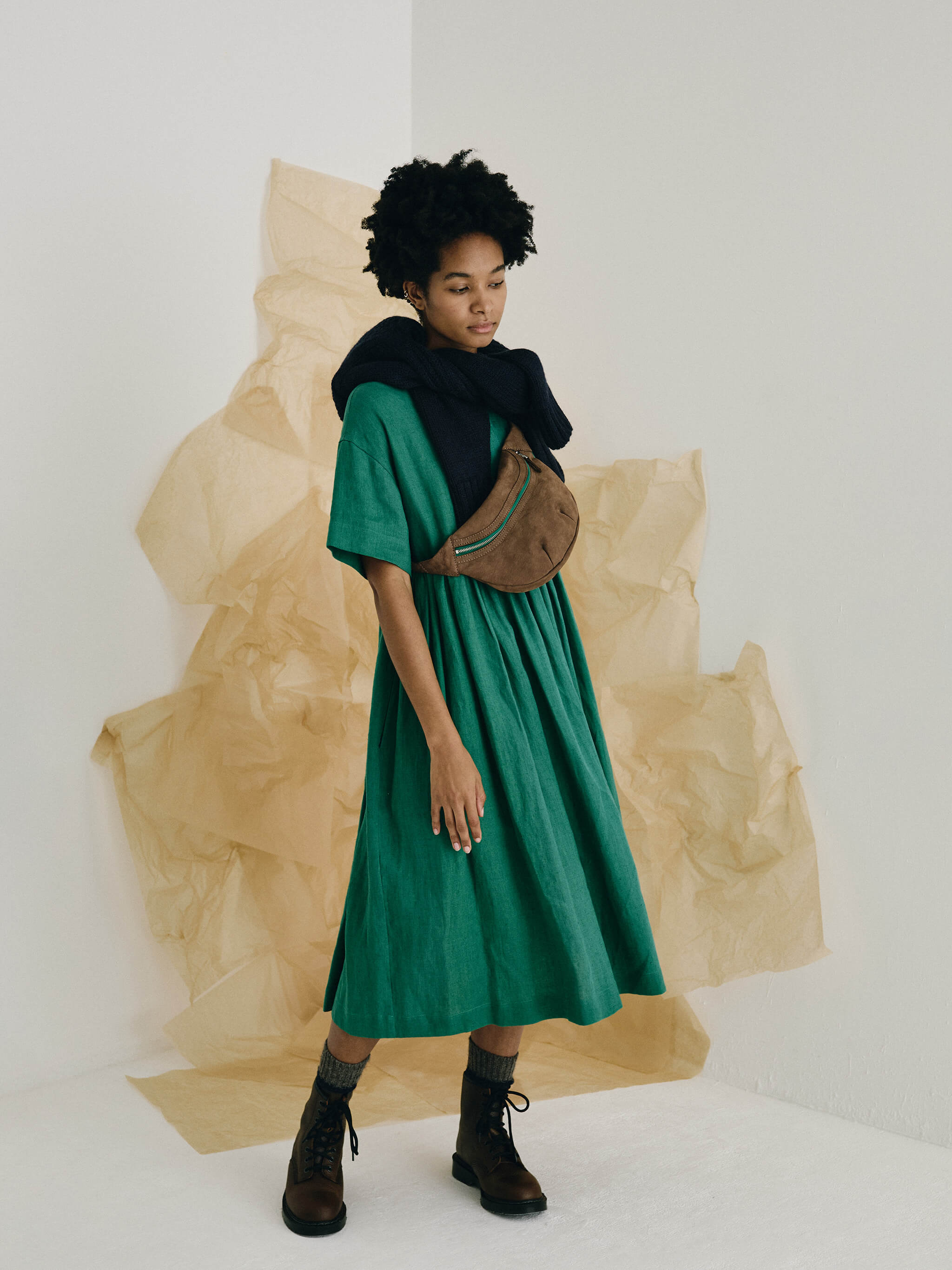 Loe Leather Bum Bag - Bitter Chocolate/Emerald