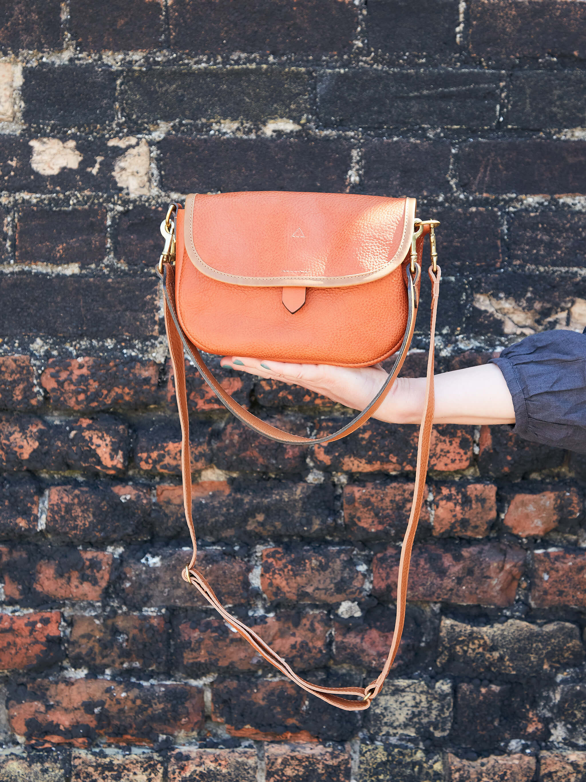 Alex Crossbody Bag - Cognac Mix