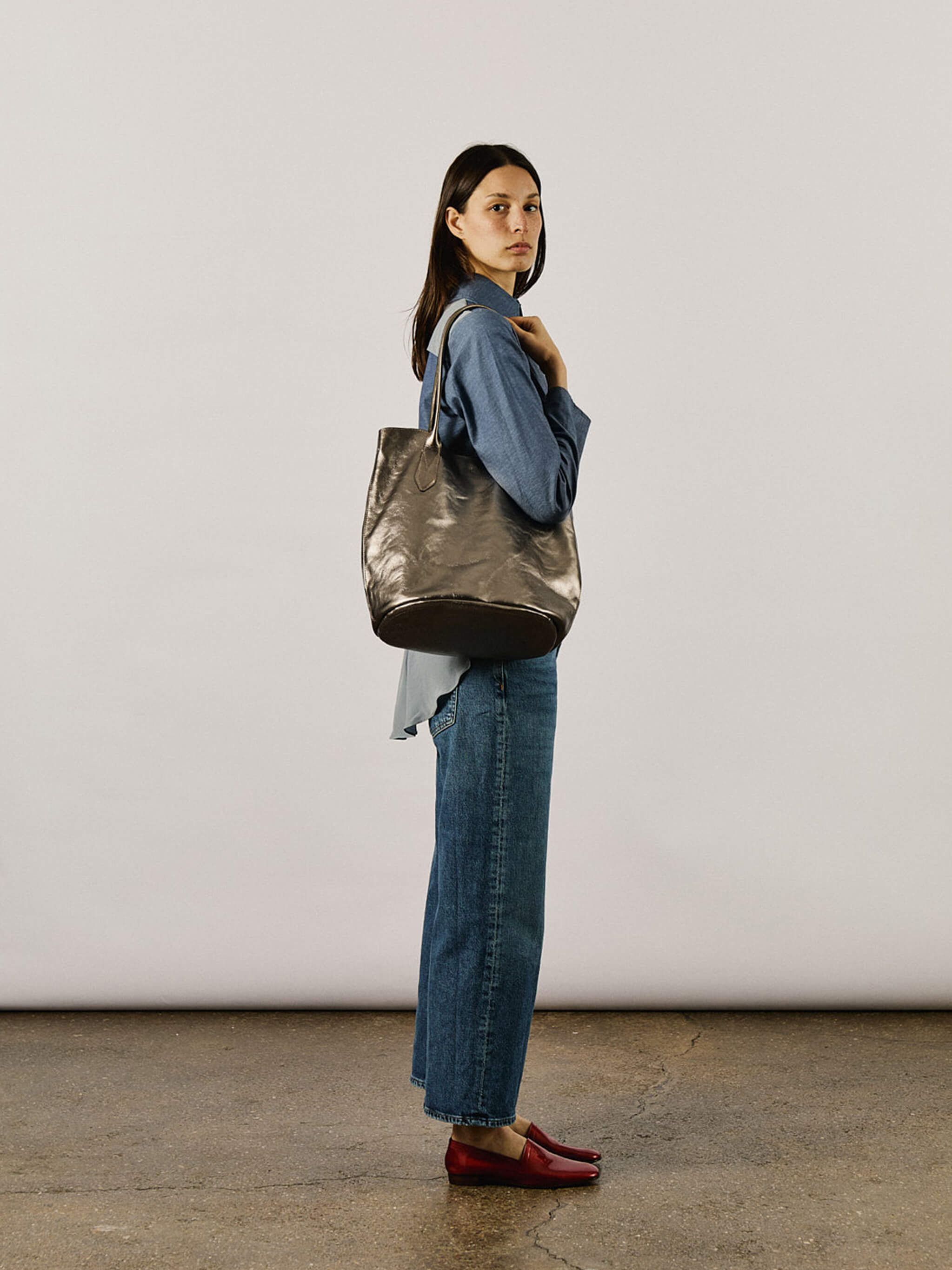 Hill Leather Tote Bag - Golden Pewter Metallic