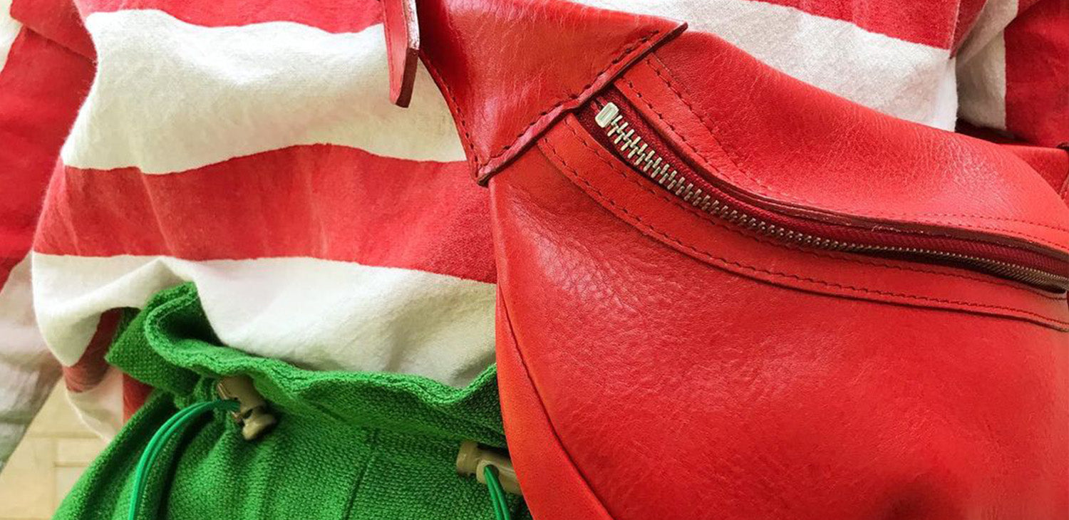 Anna Loves: Red and Green